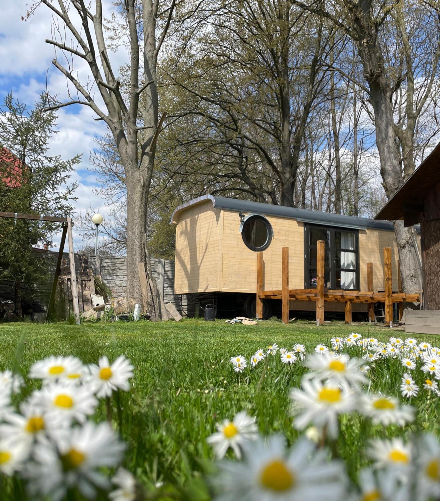 Maringotka Trojzemka Hotel Hrádek nad Nisou Exterior foto